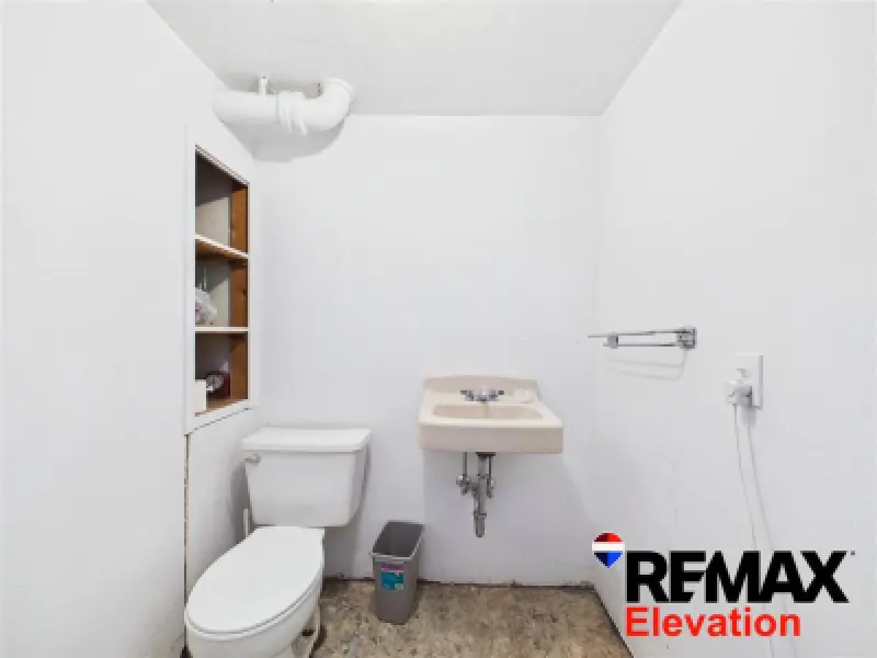 380 Evarts St Powell #16