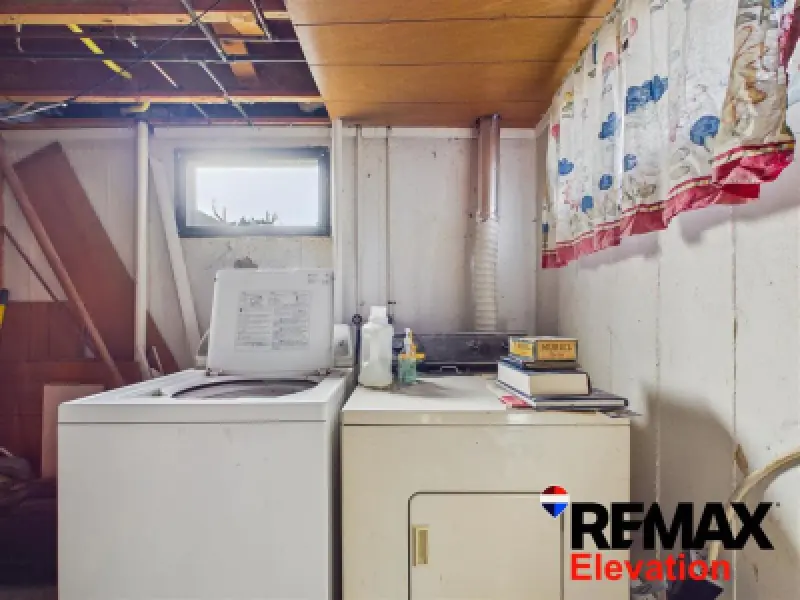380 Evarts St Powell #17