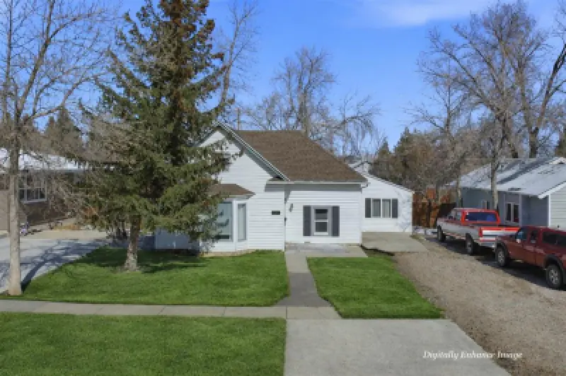 1431 Alger Ave Cody #1