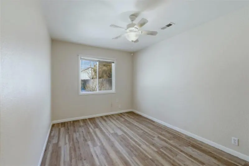1431 Alger Ave Cody #25