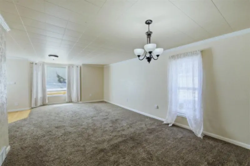 1431 Alger Ave Cody #8