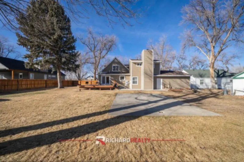 455 8th St Basin #25
