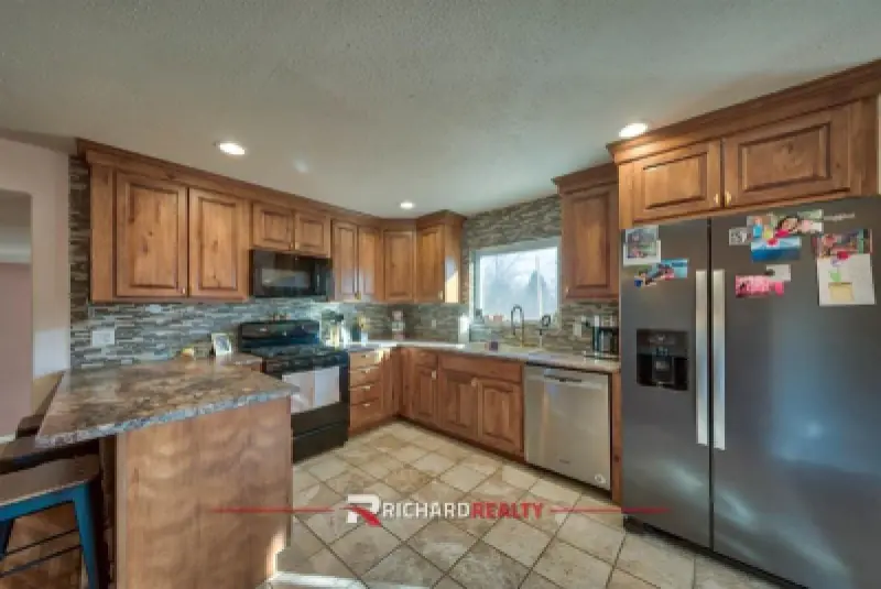 455 8th St Basin #6