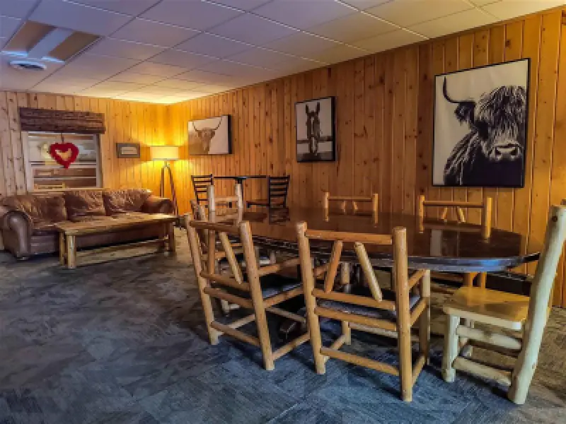 1155 Sheridan Ave Cody #2