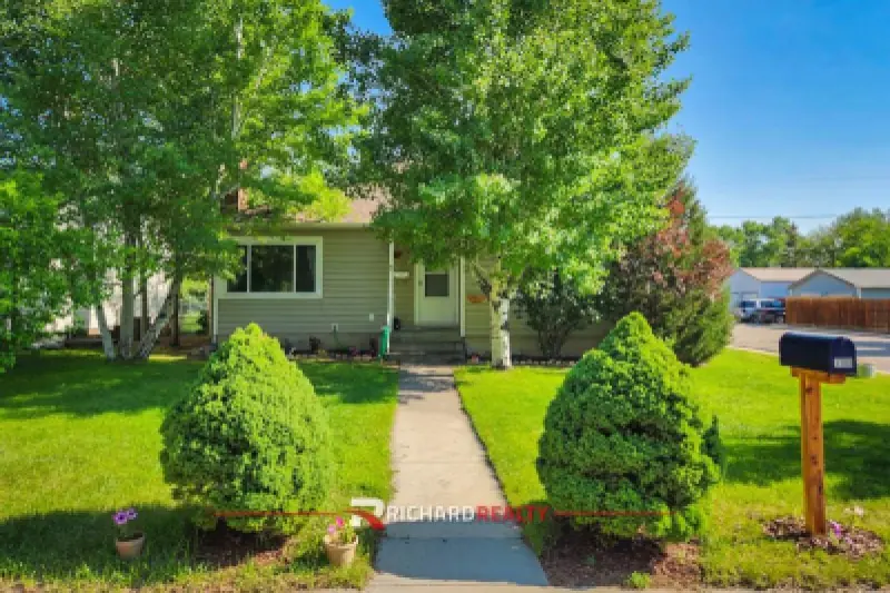 1100 Grace Ave Worland #2