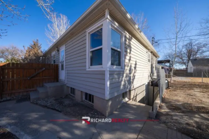 1100 Grace Ave Worland #35