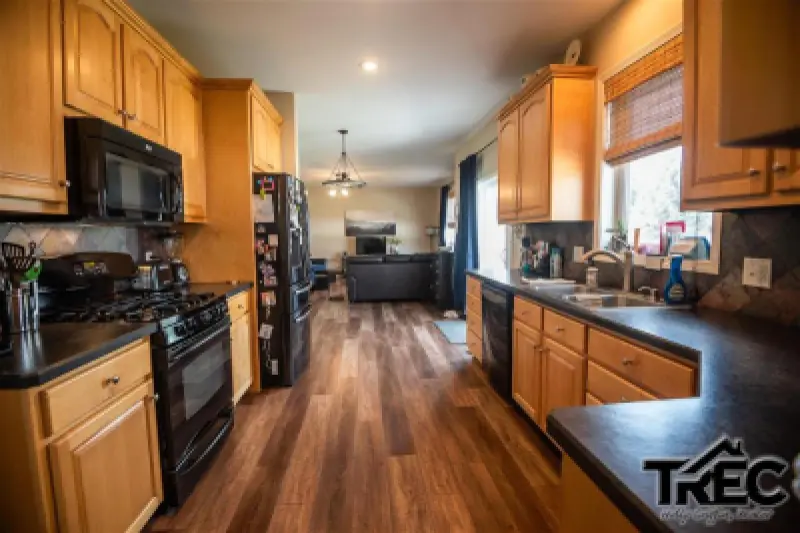 621 Avenue B Powell #20