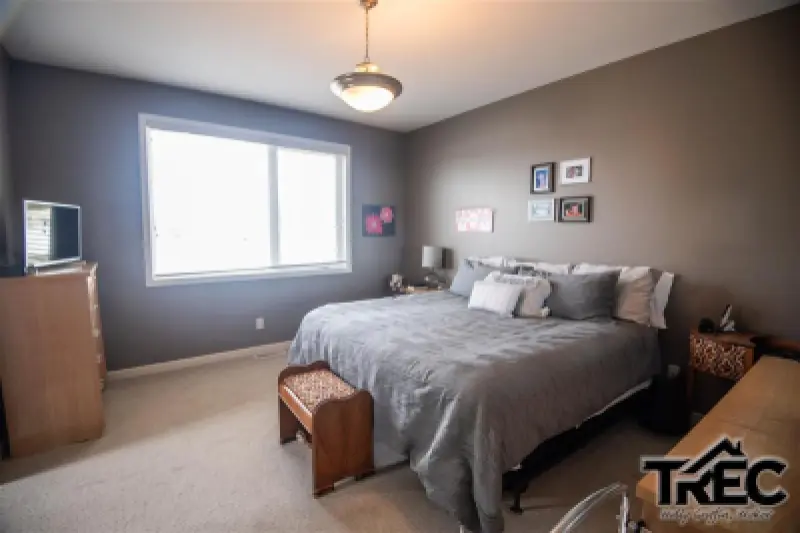 621 Avenue B Powell #25