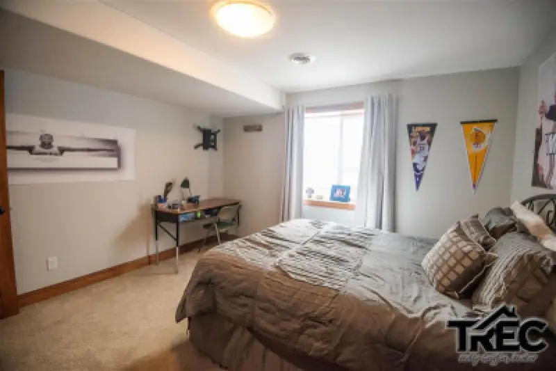 621 Avenue B Powell #36