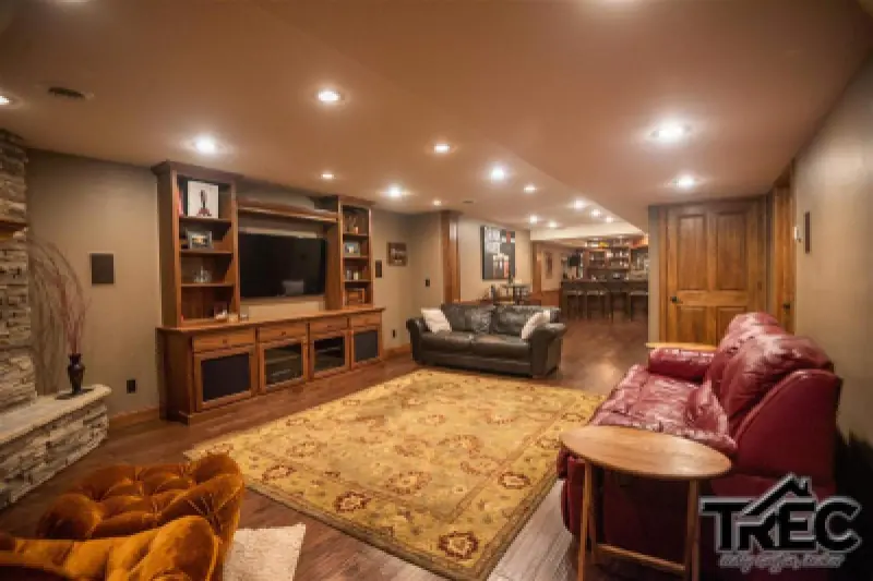 621 Avenue B Powell #43