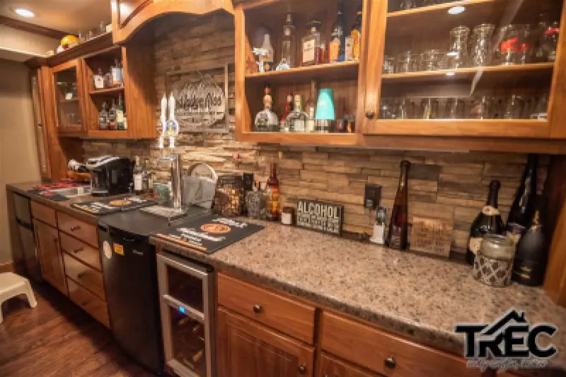 621 Avenue B Powell #51