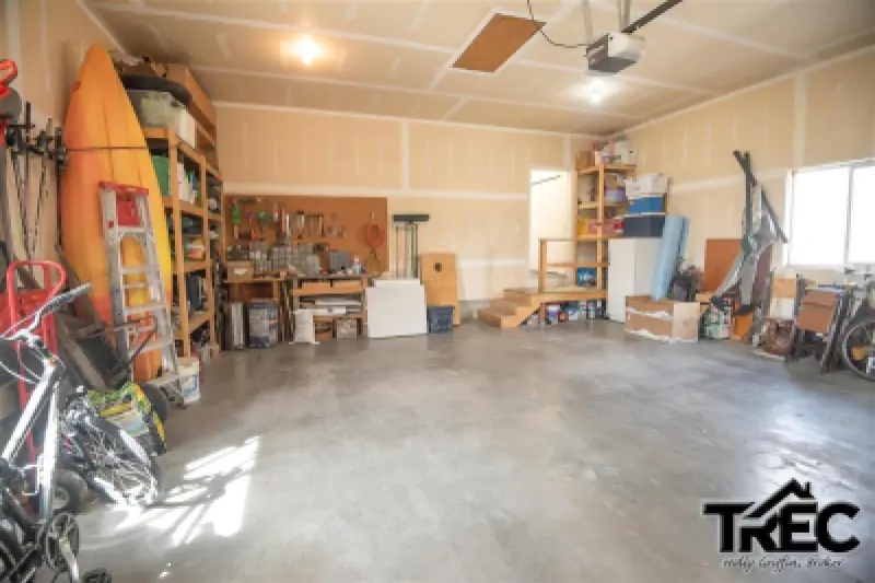 621 Avenue B Powell #54