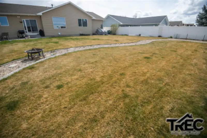 621 Avenue B Powell #59