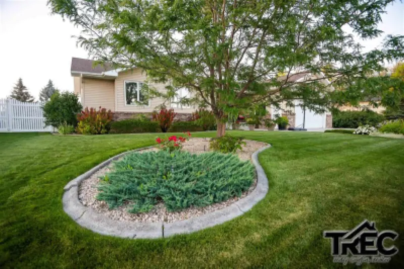621 Avenue B Powell #9