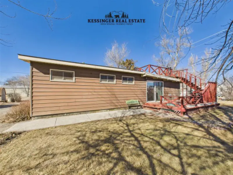 948 7th St Greybull #3