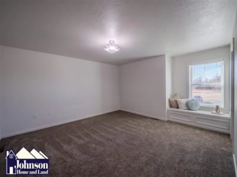 225 Division St Cowley #33