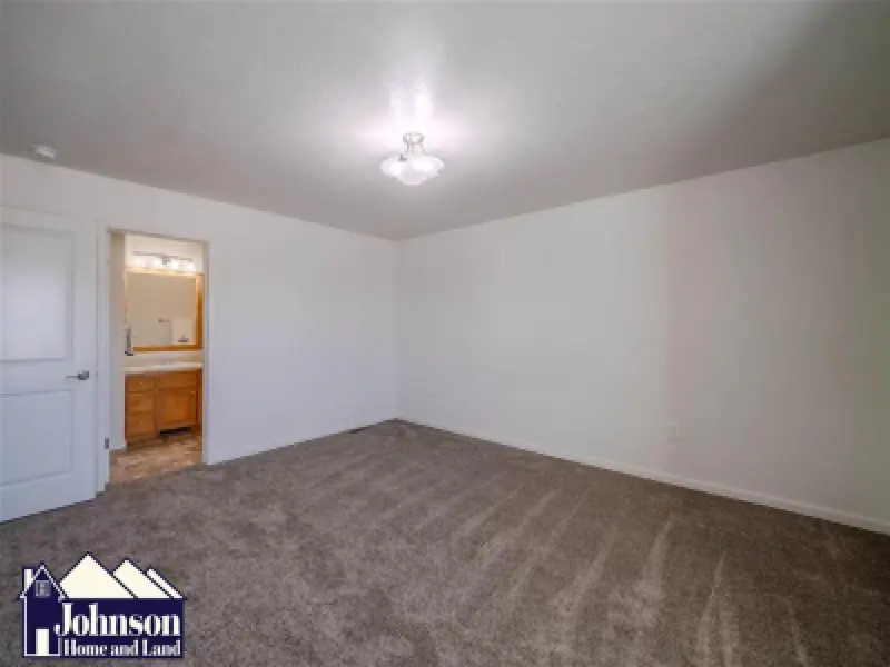 225 Division St Cowley #39