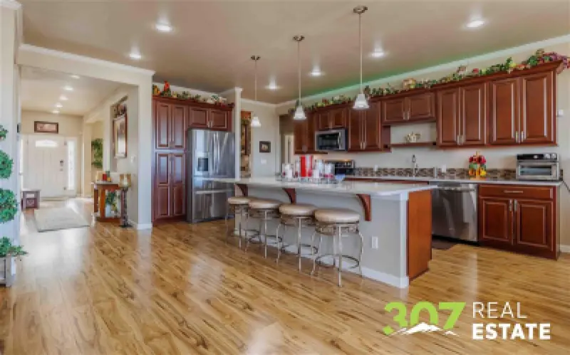 3331 Owens Ave Cody #10