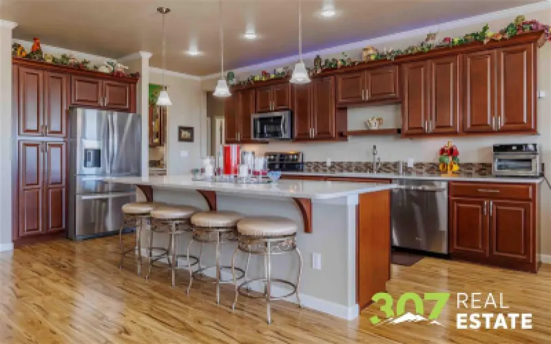 3331 Owens Ave Cody #11
