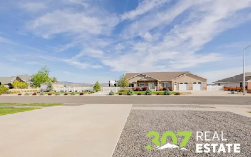 3331 Owens Ave Cody #79