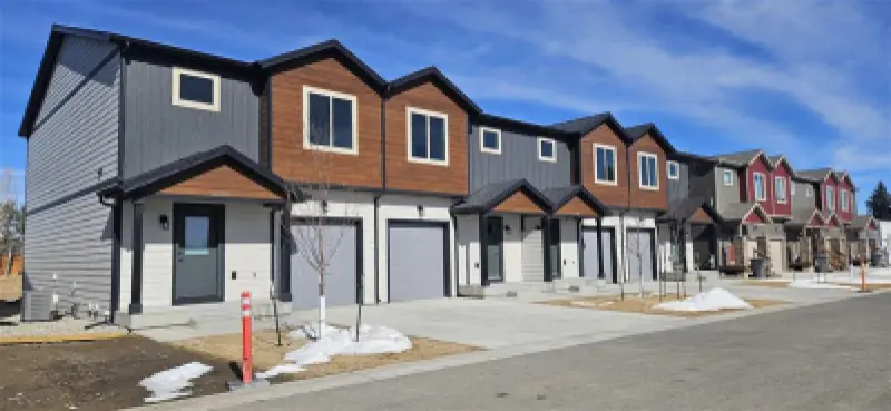 2831 Legacy Lane Cody #1