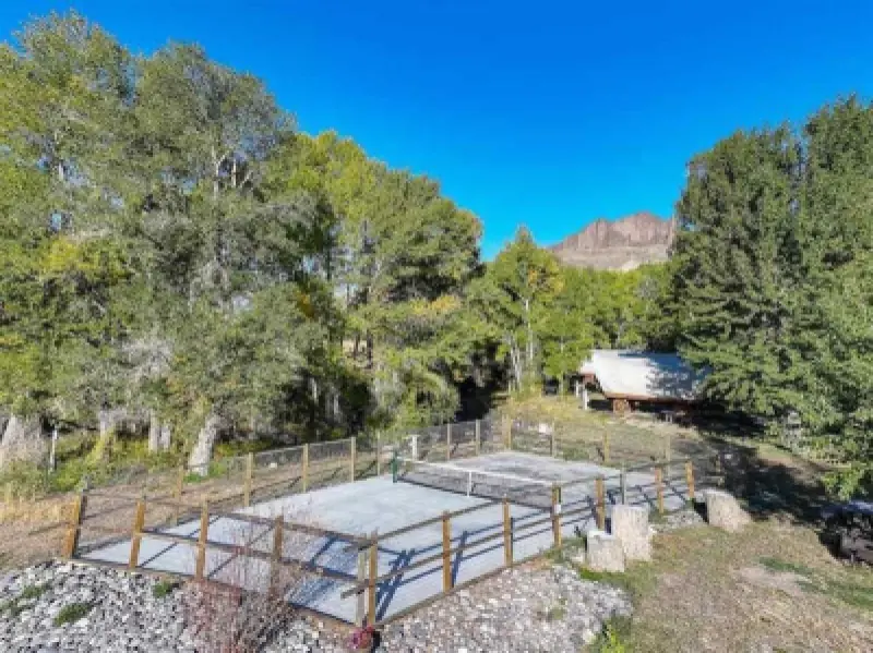 1 Streamside Dr Cody #10