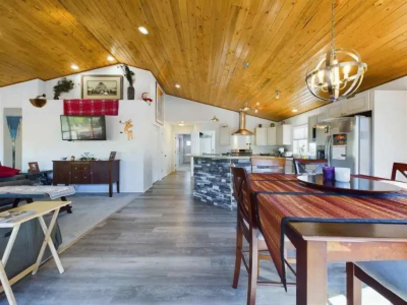 1 Streamside Dr Cody #23