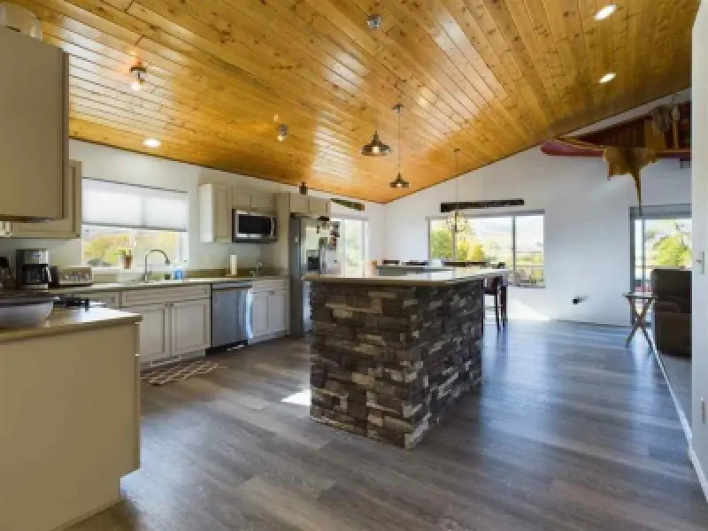 1 Streamside Dr Cody #25