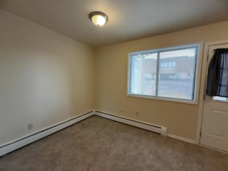 1825 Mountain View Dr Cody #4