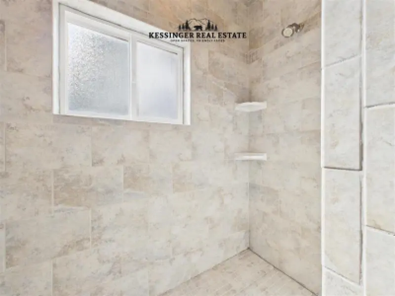 53 3rd St N Cowley #13