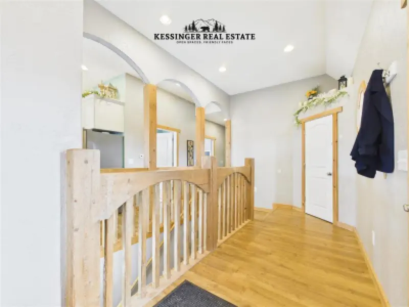 53 3rd St N Cowley #17