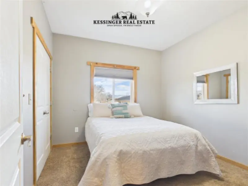 53 3rd St N Cowley #19