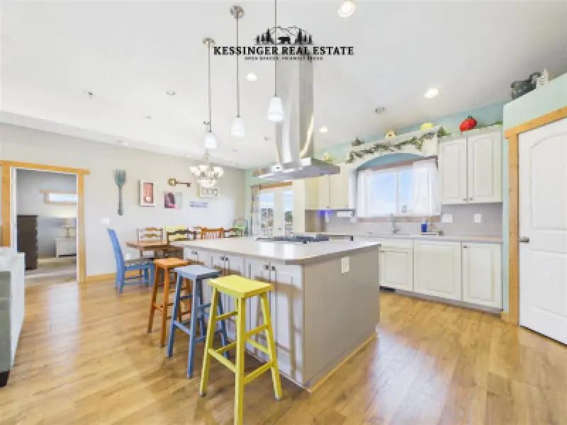53 3rd St N Cowley #3