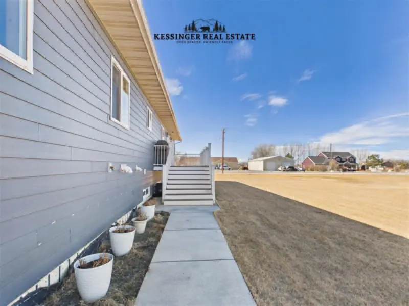 53 3rd St N Cowley #47