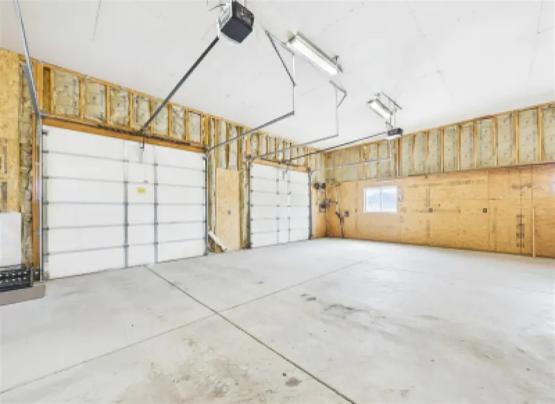 53 3rd St N Cowley #52