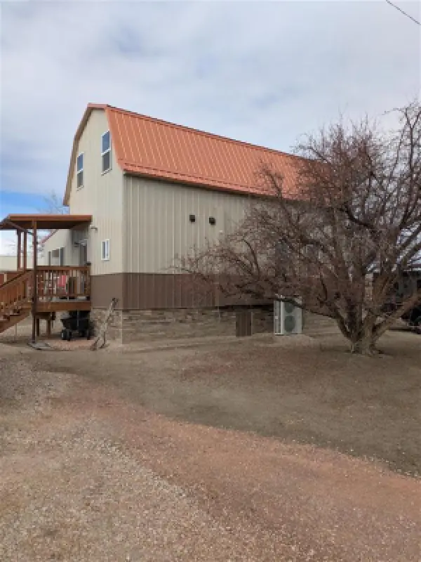 524 Birch St Frannie #3