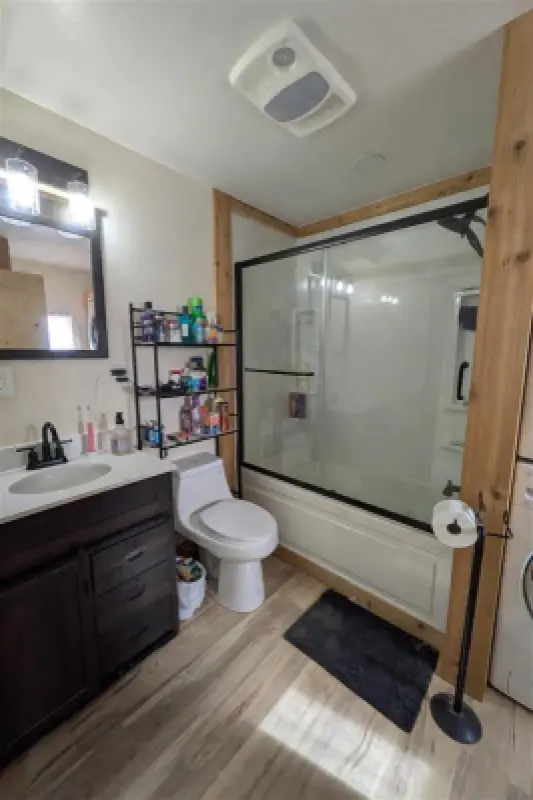 524 Birch St Frannie #5