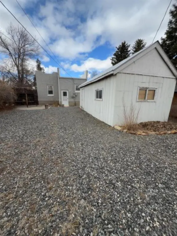 1320 Salsbury Ave Cody #19