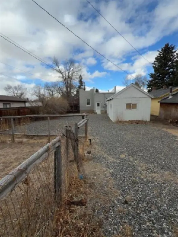 1320 Salsbury Ave Cody #21