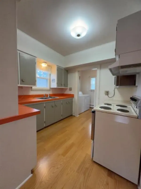 1320 Salsbury Ave Cody #3