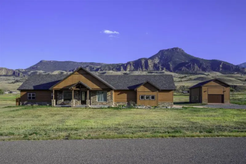 108 Stillwater Dr Cody #1