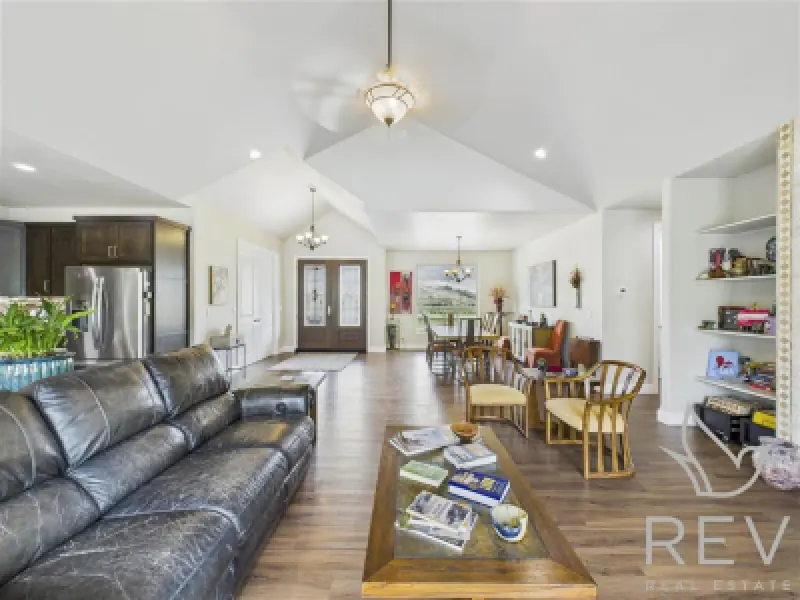 108 Stillwater Dr Cody #16