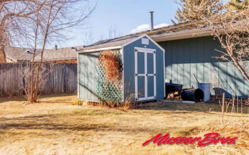 920 Skyline Dr Cody #10