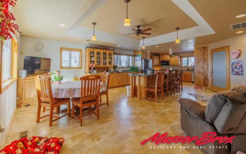 642 Road 6 Powell #32