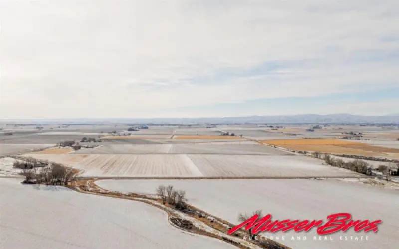 642 Road 6 Powell #4