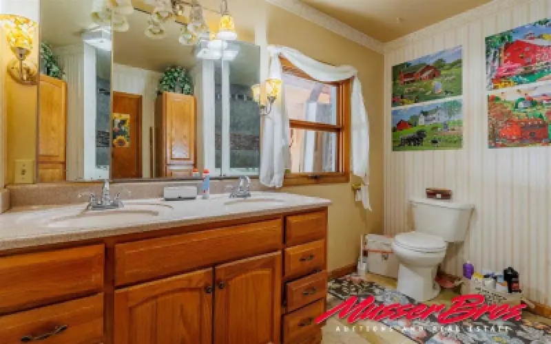 642 Road 6 Powell #40