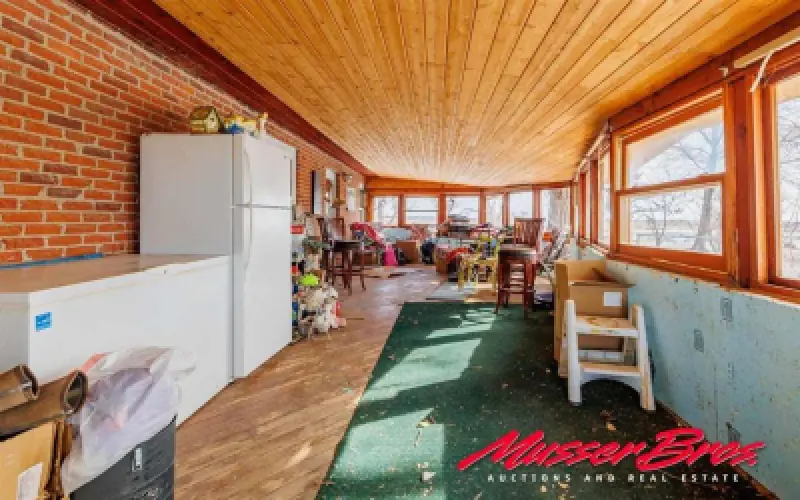 642 Road 6 Powell #53