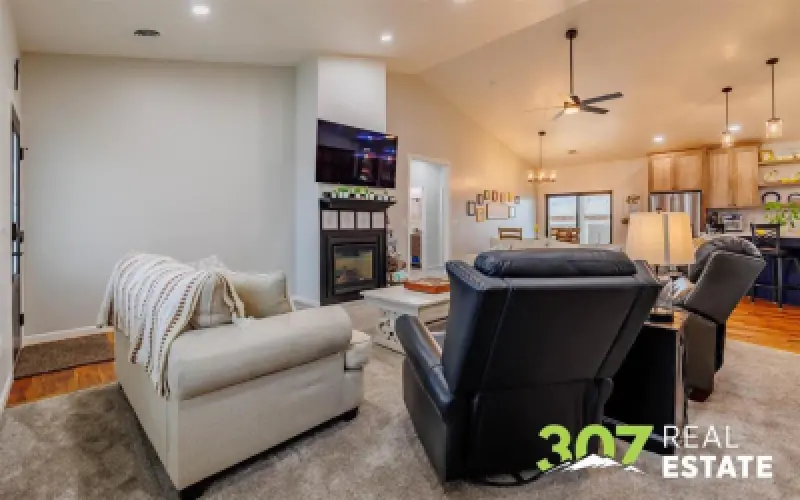 1090 Morning Glory Ln Powell #12