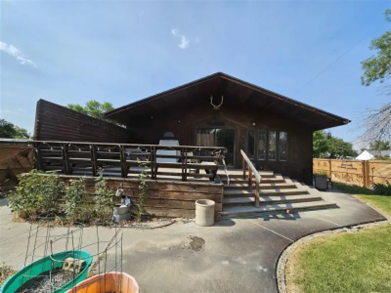 520 Obie Sue Ave Worland #3