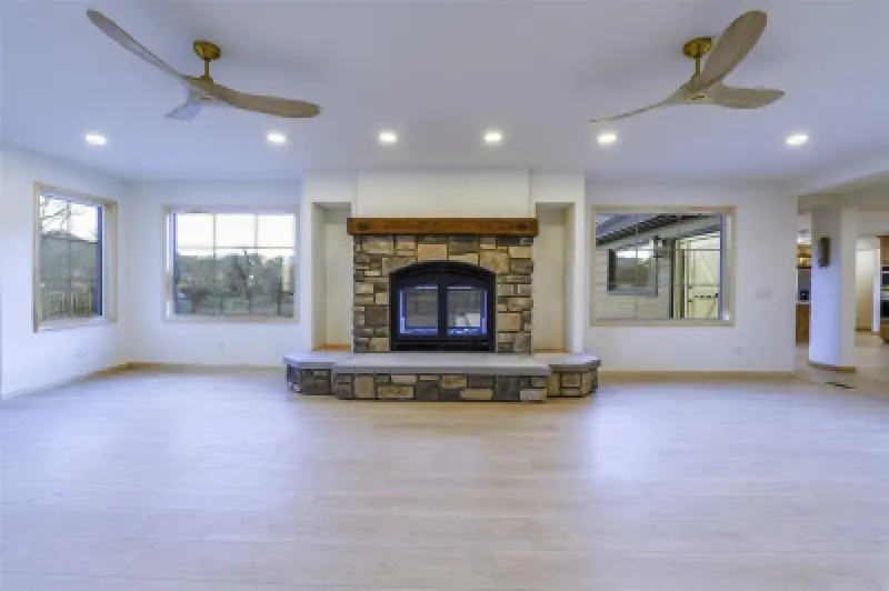 409 Tolman Rd Clark #18